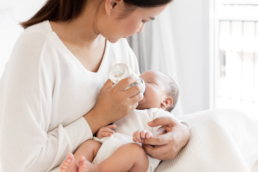 Healthy Eating for Your Baby: a Guide to Newborn Feeding Schedules